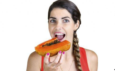 女人吃瓜的图片,女性吃瓜瞬间，尽显魅力风采